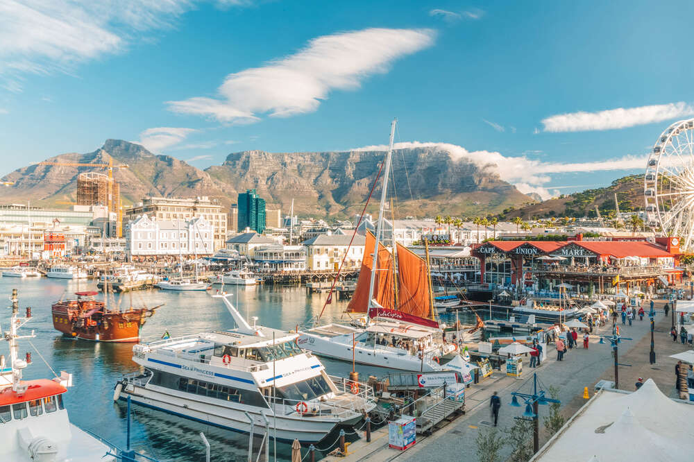 V&A Waterfront tourists talking foreign again, but Saffas kept it going in  December