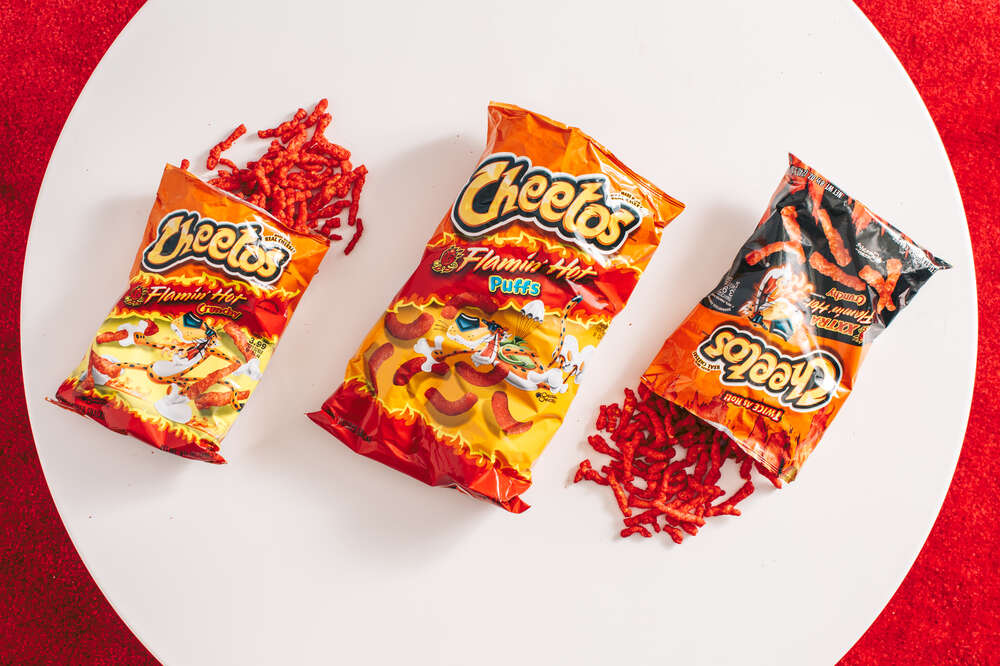 Cheetos Puffs versus Cheetos Crunchy