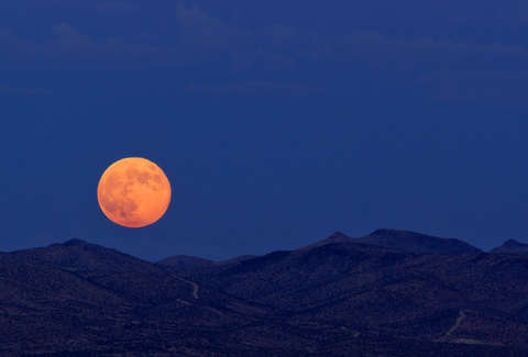 March Supermoon 2020: Will the Moon Be Larger & Brighter ...