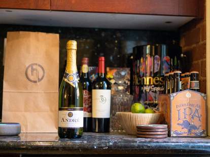 Where To Order Alcohol Delivery In Denver Cocktails Wine Beer To Go Thrillist