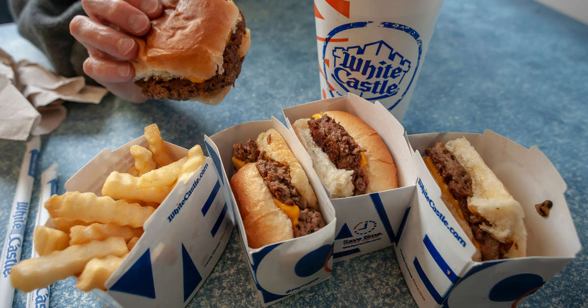White Castle Is Offering Daily Free Meals to Healthcare Workers Throughout the Month