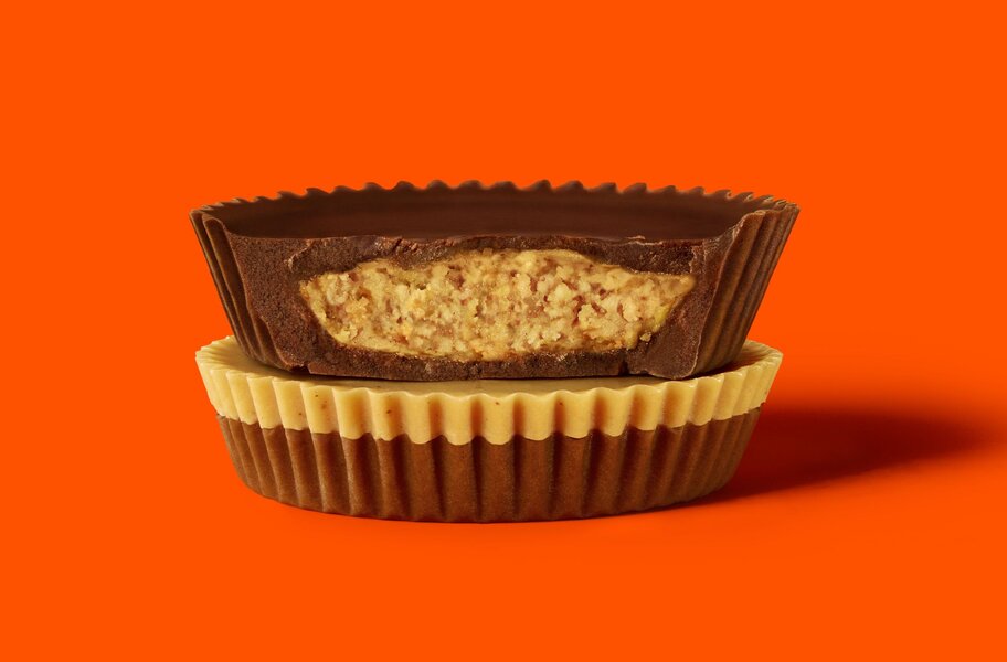 Reese's Brings Back Peanut Butter Lovers and Chocolate Lovers Cups ...