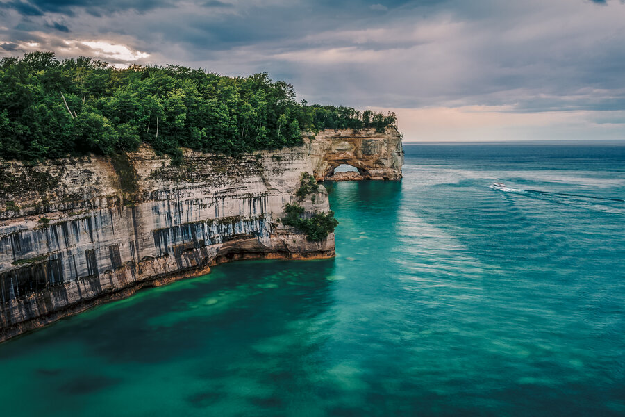 Pritchard Rocks Michigan Things to Do in Pictured Rocks: How to Visit the Michigan Lakeshore ...