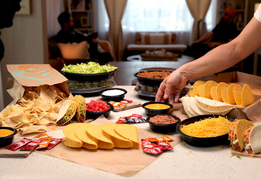Taco Bell At Home Taco Bar What Comes in the New DIY Taco Kits