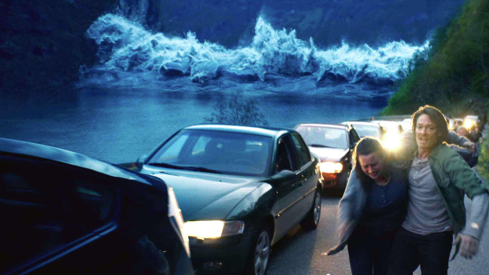 Best Disaster Movies to Watch Right Now: Apocalyptic Thrillers & More ...