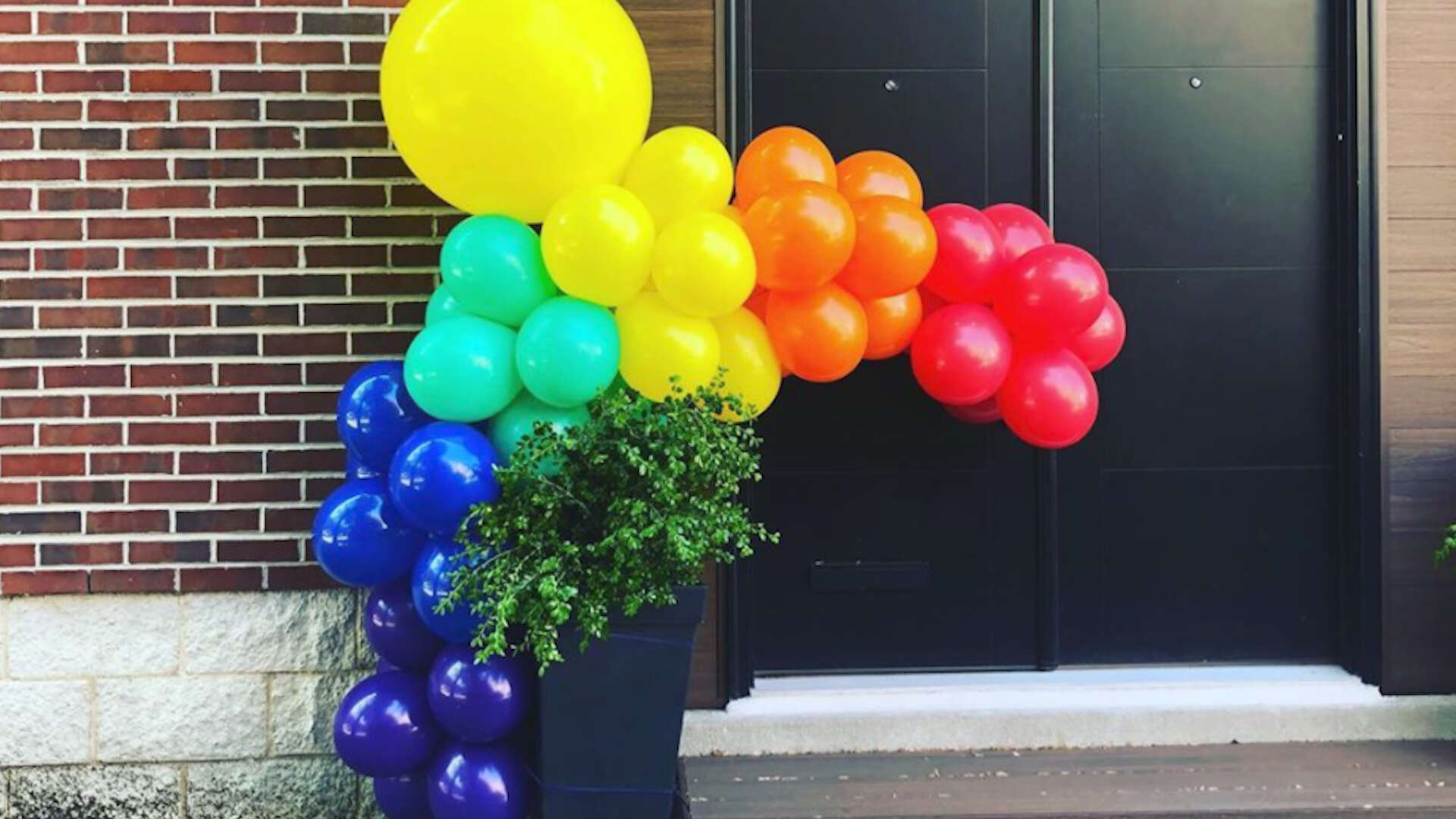 Balloon Artist Spreads Joy in Her Community