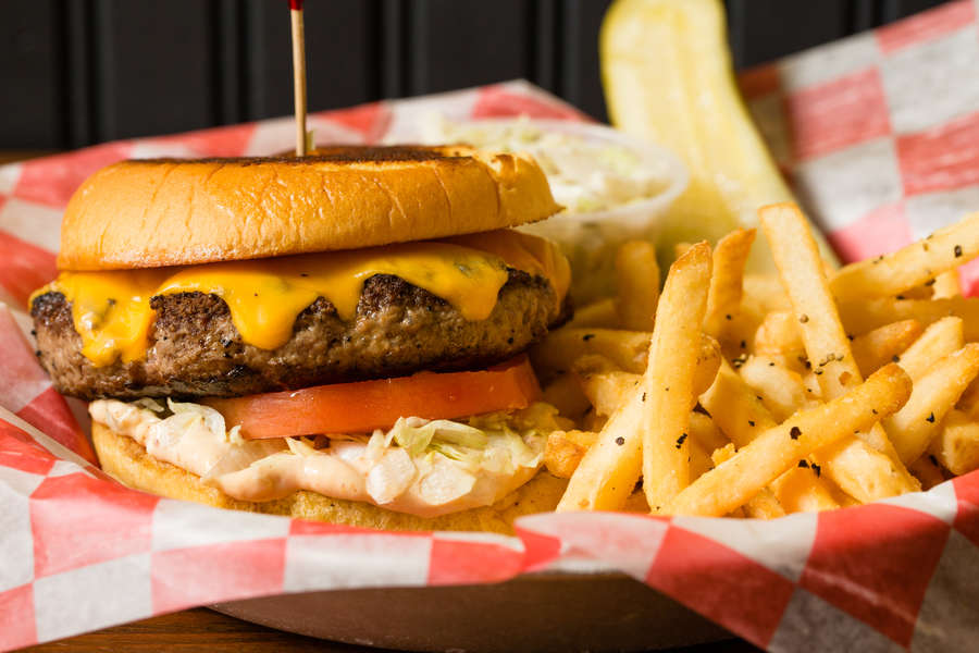 Best Burgers In Nyc Good Burger Spots For Delivery Takeout Orders Thrillist