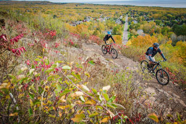 Minnesota Bike Trails: Best Places to Bike for Both Beginners & Pros -  Thrillist