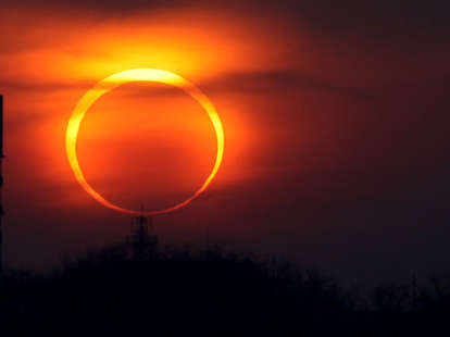 stream ring of fire solar eclipse