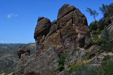 Pinnacle Trail