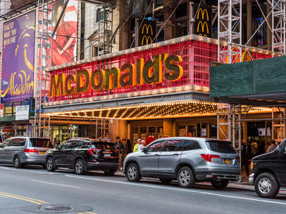 Why The 42nd Street Mcdonald S In Nyc S Times Square Is Closing Thrillist