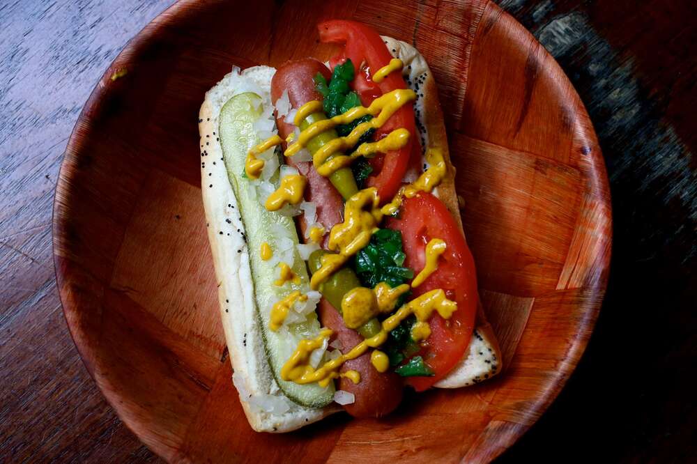 Venezuelan street-style hot dogs: Perros Calientes Recipe