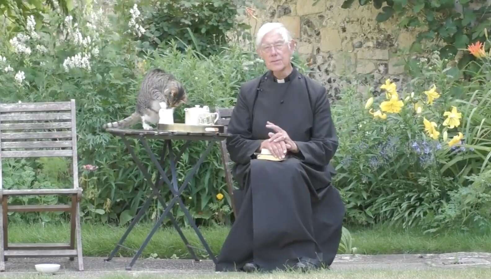 Кот католик