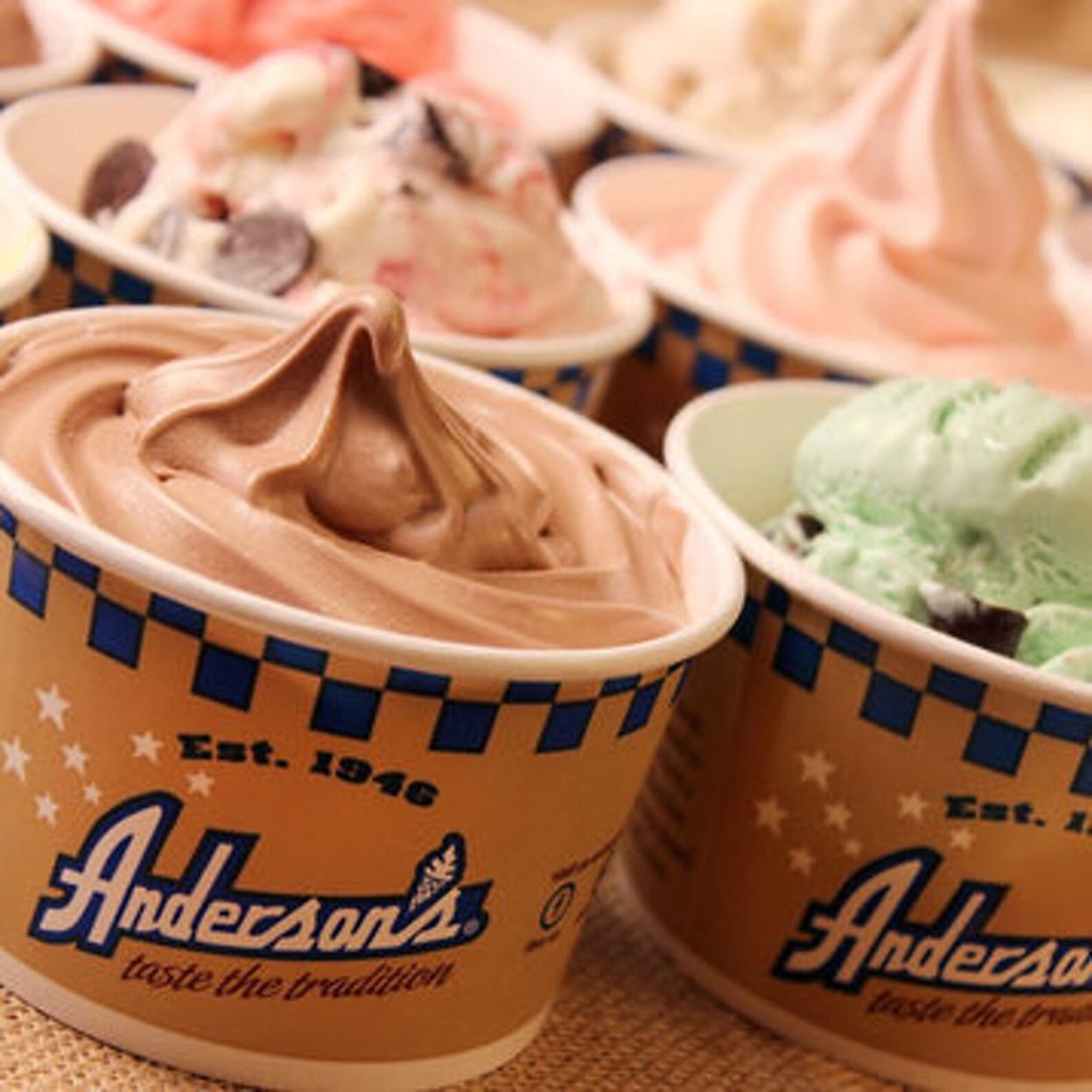 Best Ice Cream Delivery From Goldbelly Van Leeuwen, Bassets & More