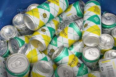 Best Hard Iced Teas: Alcoholic Iced Tea Drinks to Enjoy This ...