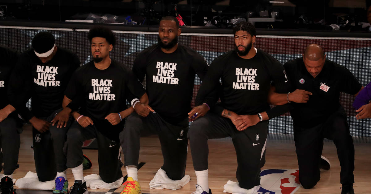 Nba Players Kneel During National Anthem Wear Black Lives Matter Shirts As Season Kicks Off Nowthis