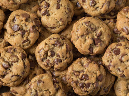 National Chocolate Chip Cookie Day Deals 2020 How To Get Free Cookies Thrillist