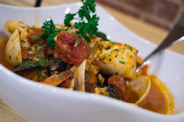 Molto Bene Italian Eatery