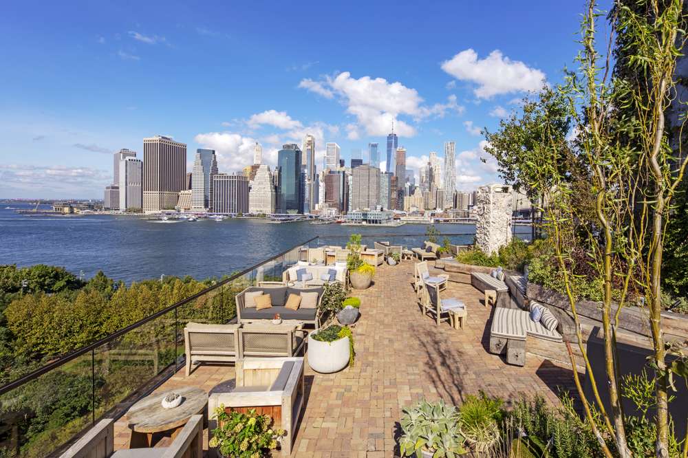 Best Rooftop Bars In Nyc Good Places To Drink Outside With A View Thrillist