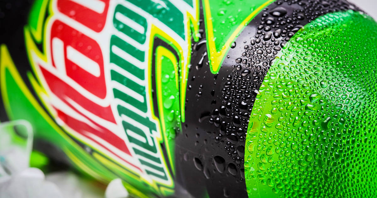 A history of Mountain Dew: From hillbilly beginnings to one of world's most  popular soft drinks - It's a Southern Thing