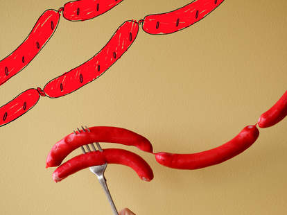 Maine S Red Snapper Hot Dogs How They Got Their Name Vibrant Hue Thrillist