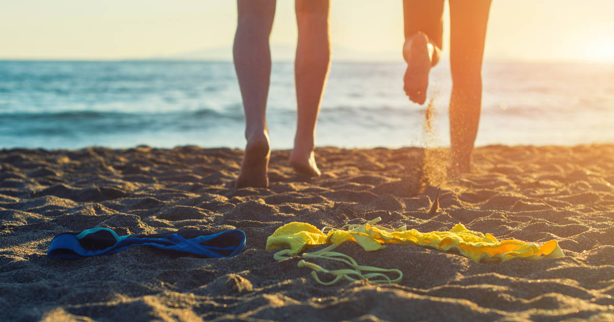 Senior Couples Nude Beach Sex - History of Nude Beaches: When Did Nude Beaches Become a Thing? - Thrillist