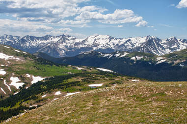 Alpine view from Trail Ridge Road in the summer
