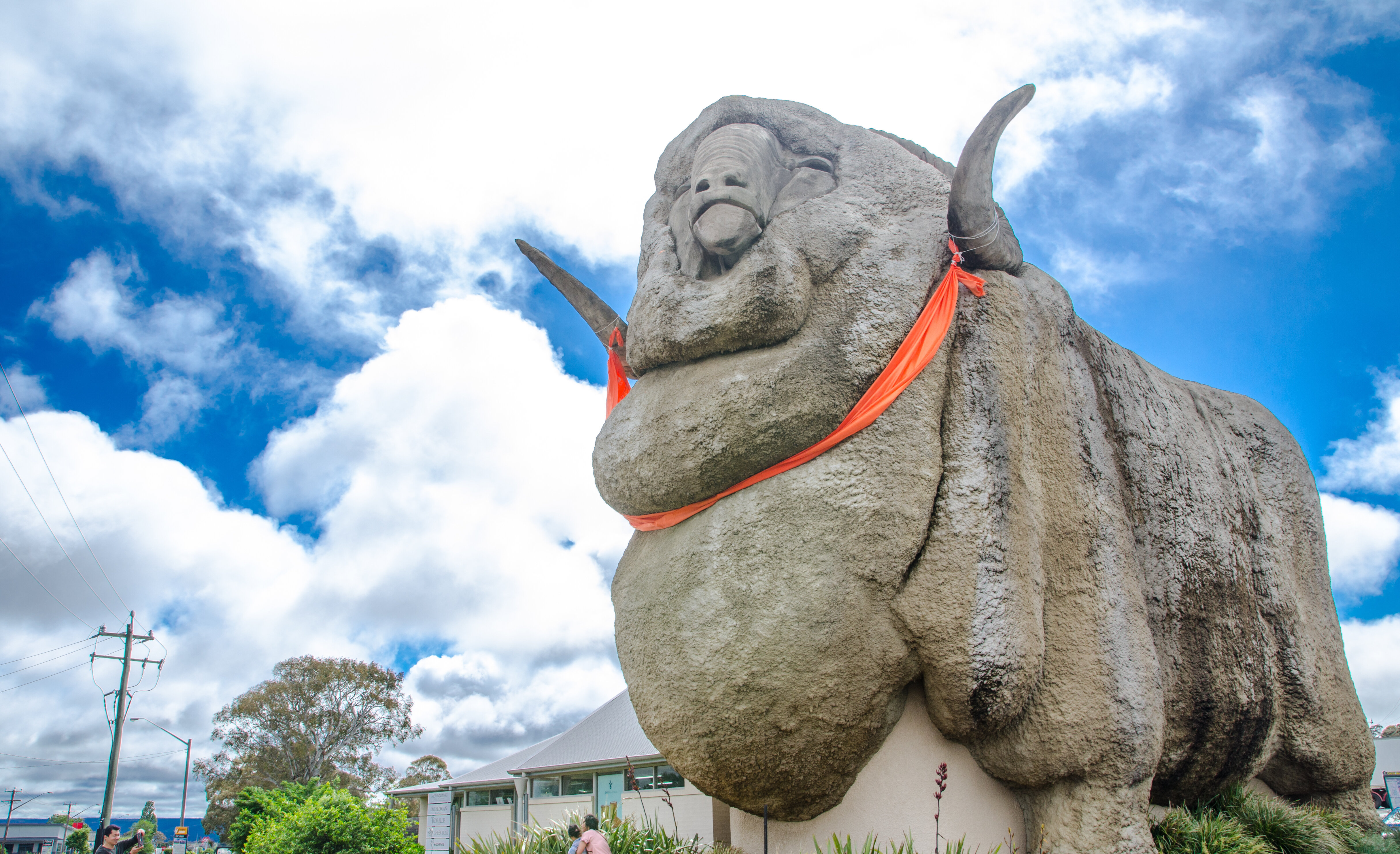 Think America’s Roadside Attractions Are Big and Weird? Australia Would Like a Word