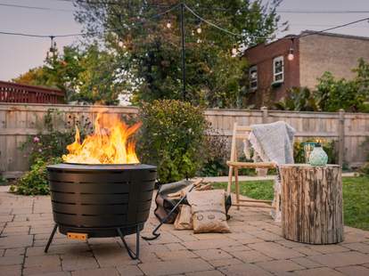 Best Fire Pits Under 350 Affordable Outdoor Wood Gas Burning Pits Thrillist