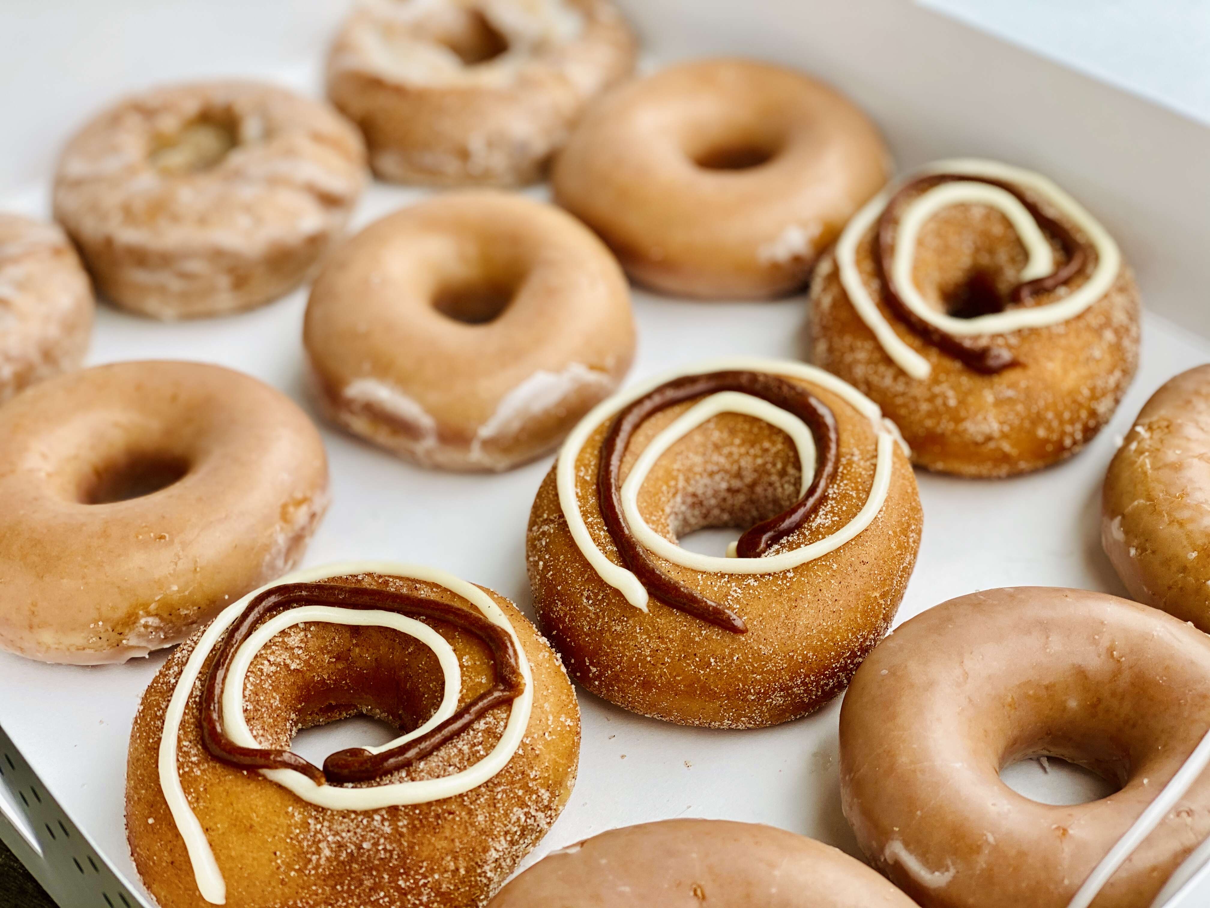 Krispy Kreme Pumpkin Spice Donuts Reviewed Which One Tastes The Best Thrillist