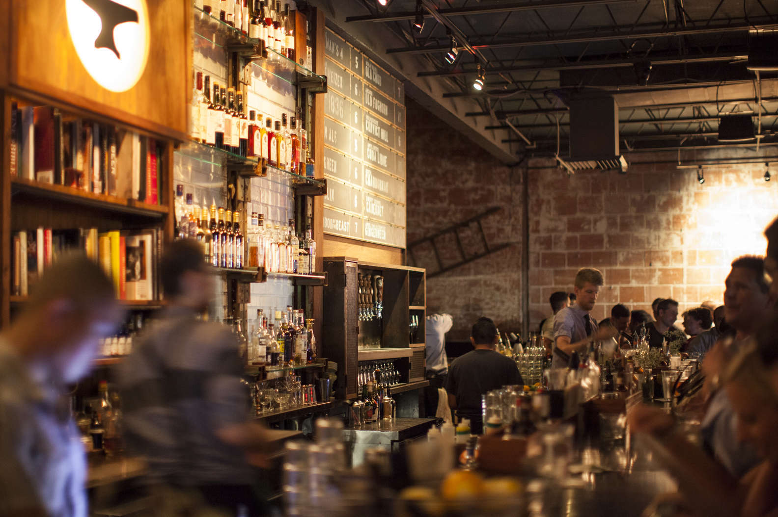 Best Bars In Houston Cool New Places To Drink Our All Time Favorites Thrillist
