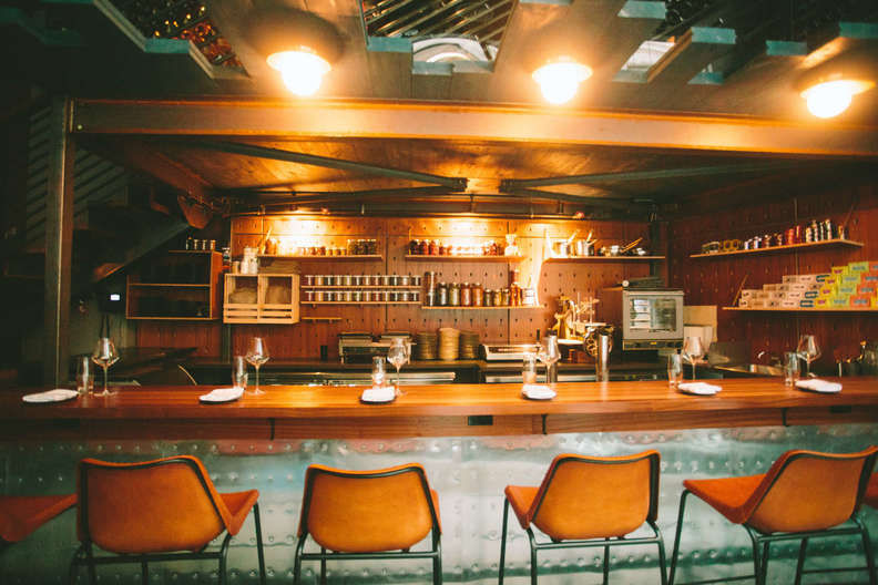 Best Bars In Boston Cool New Places To Drink Our All Time Favorites Thrillist