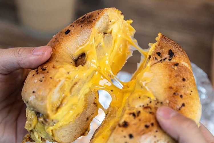 The 14 Best Bagel Shops In Nyc Thrillist