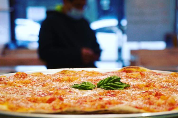 Best Pizza In Nyc Where To Get The Best Slices For Delivery Takeout Thrillist