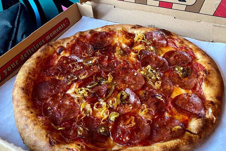 Best Pizza In Los Angeles What S The Best Pizza In La Thrillist