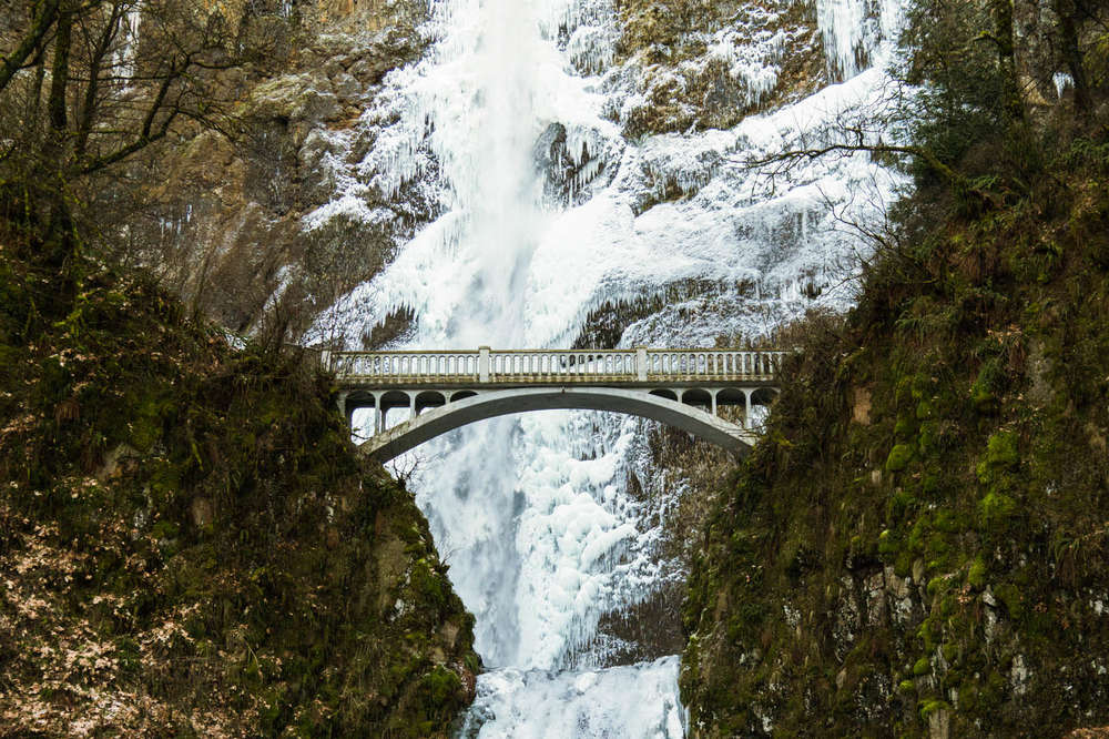 Most Beautiful Frozen Waterfalls Winter Hikes Trails With Waterfalls Thrillist