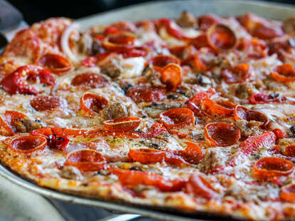 An exclusive first taste of Downtown's new Pizza Rock - Las Vegas