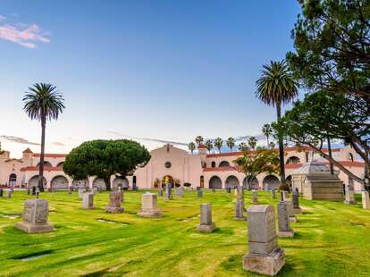 Inglewood Park Cemetery