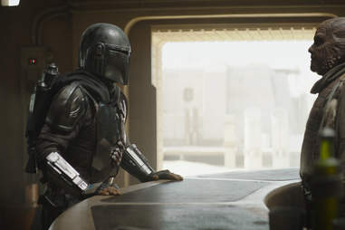 the mandalorian season 2 episode 1 ending explained is that boba fett thrillist the mandalorian season 2 episode 1