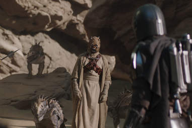 The Mandalorian Season 2 Episode 1 Ending Explained Is That Boba Fett Thrillist