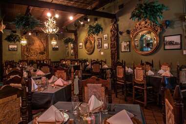Javier's Gourmet Mexicano dinning room