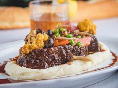 Houston Thanksgiving Dinner 2020: Restaurants Open on ...