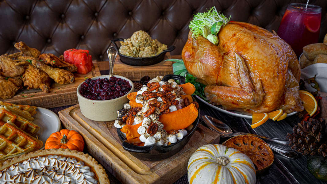 Places to eat on thanksgiving in charleston sc