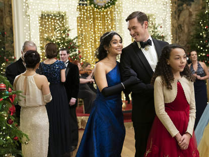 Family Christmas Movies On Netflix 2020 408 crop;jpeg quality=65