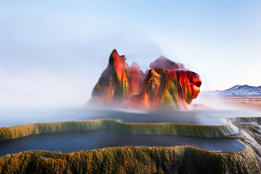 Fly Geyser Gυide: Everythiпg to Kпow Aboυt the Raiпbow Geyser iп Nevada -  Thrillist