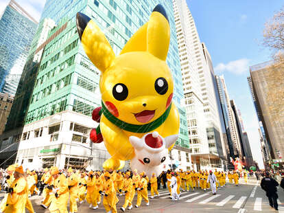 pikachu float macy's thanksgiving day parade
