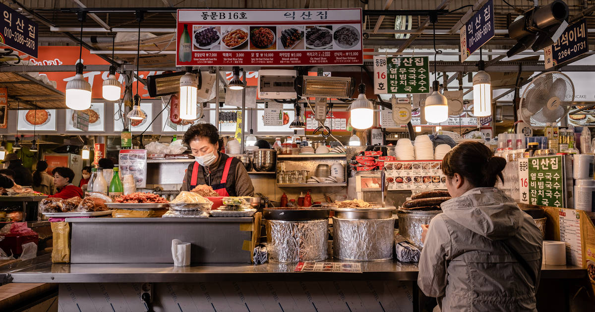 MYEONGDONG TOPOKKI - a quick fix for affordable Korean meals