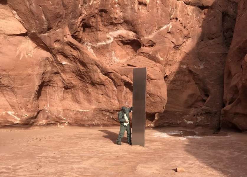 monolith desert utah found structure metal conspiracy mystery object theory mysterious claims alien thrillist triggers giant