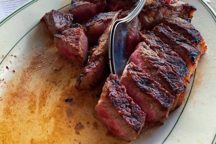 Best Steakhouses In Nyc Restaurants That Are Worth The Visit Thrillist