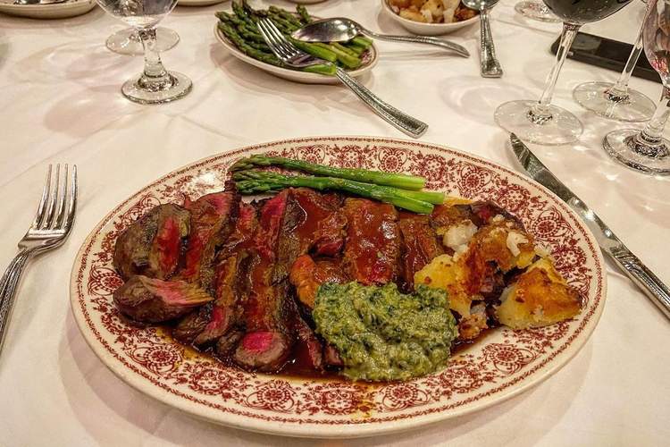 Best Steakhouses In Nyc Restaurants That Are Worth The Visit Thrillist